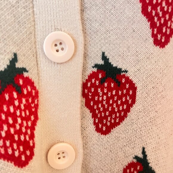 Smash + Tess / Fallon Farinacci Strawberry Sweater M/L - Picture 7 of 8